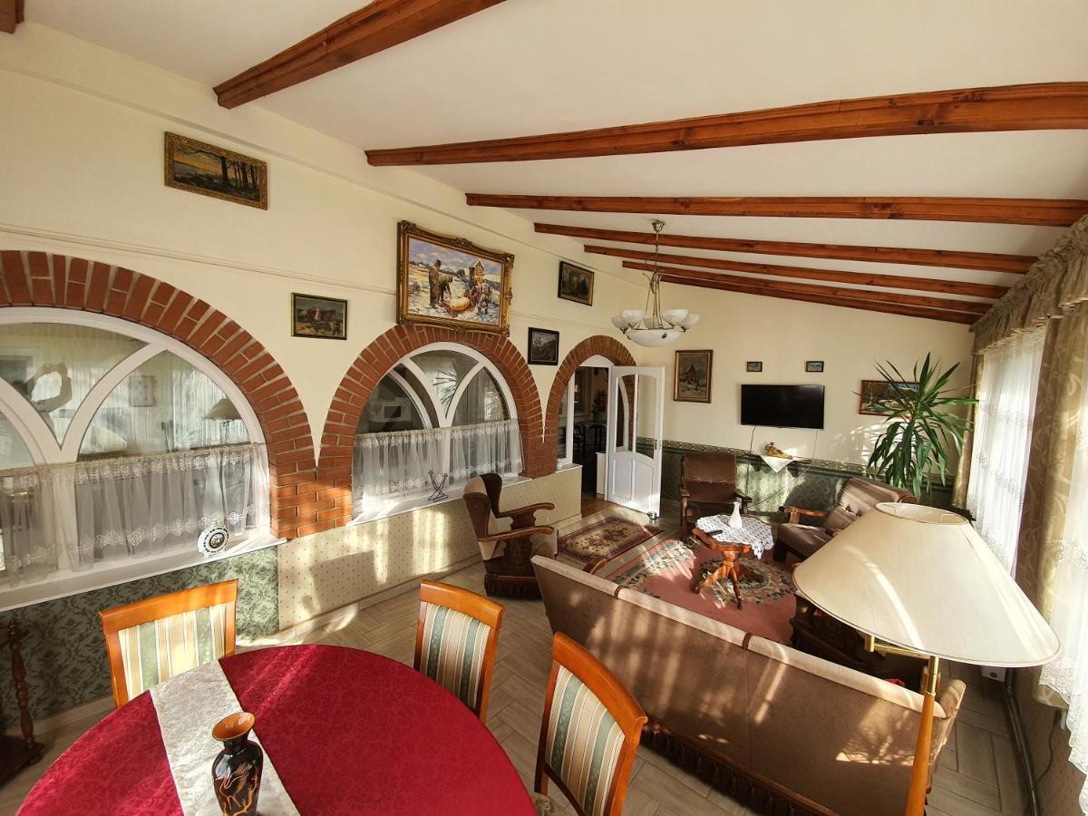 Hotel Platan Szallashely Sándorfalva Exteriér fotografie